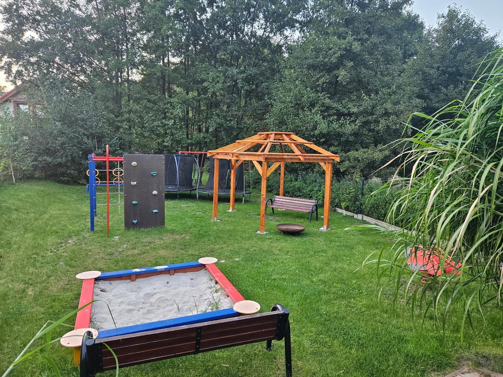 Osada Cztery Pory Roku - Dom Jesien Vila Kopalino Exterior foto