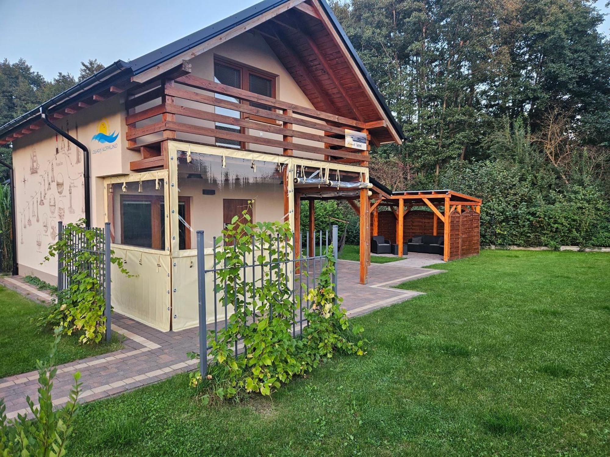 Osada Cztery Pory Roku - Dom Jesien Vila Kopalino Exterior foto