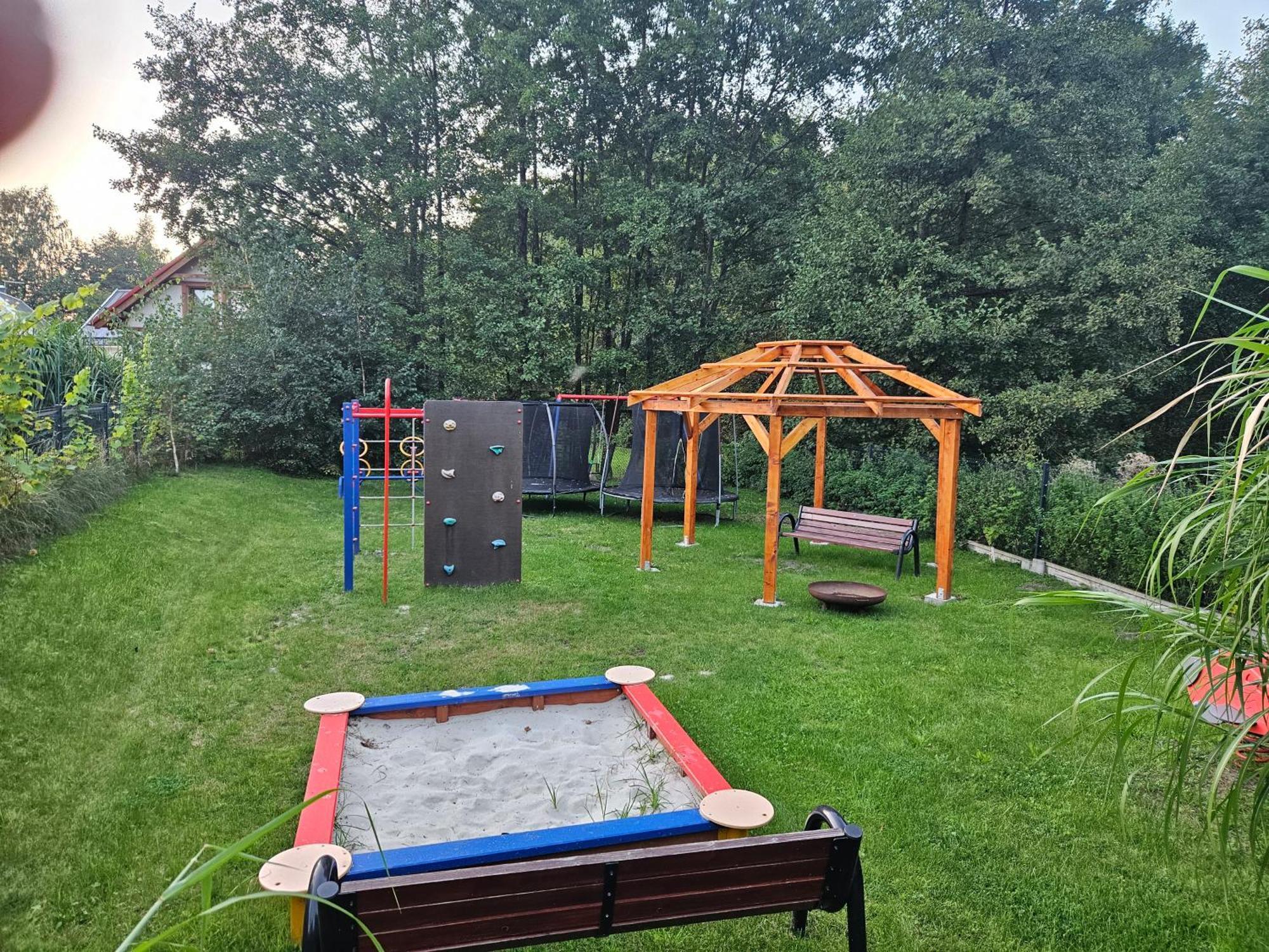 Osada Cztery Pory Roku - Dom Jesien Vila Kopalino Exterior foto